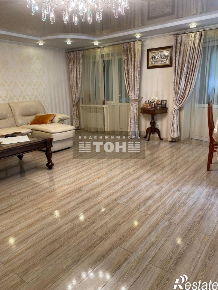 4-комн квартира ул. Куйбышева, 1б