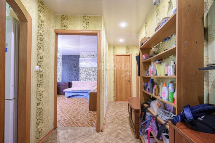 2-комн квартира Выборная, 115