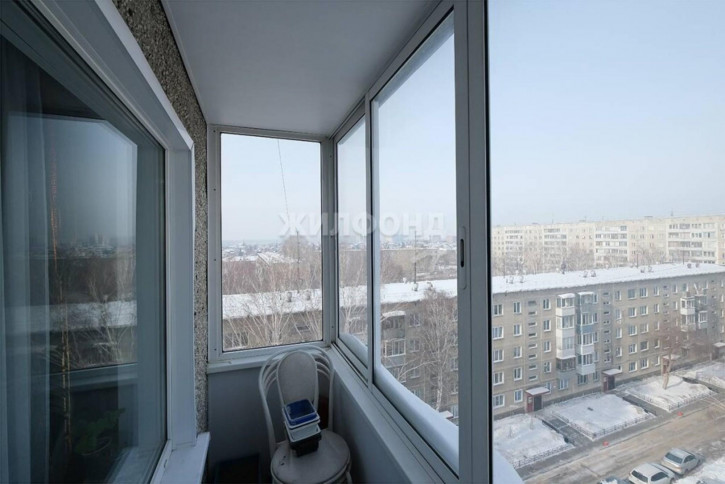 3-комн квартира Полтавская, 29