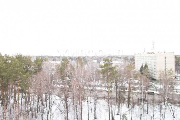 3-комн квартира Ильича, 23