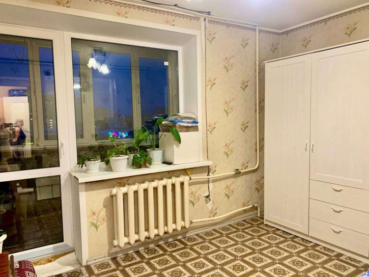 4-комн квартира Гаражная улица, 22