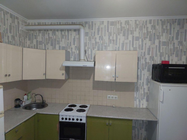 2-комн квартира Гастелло улица, 46