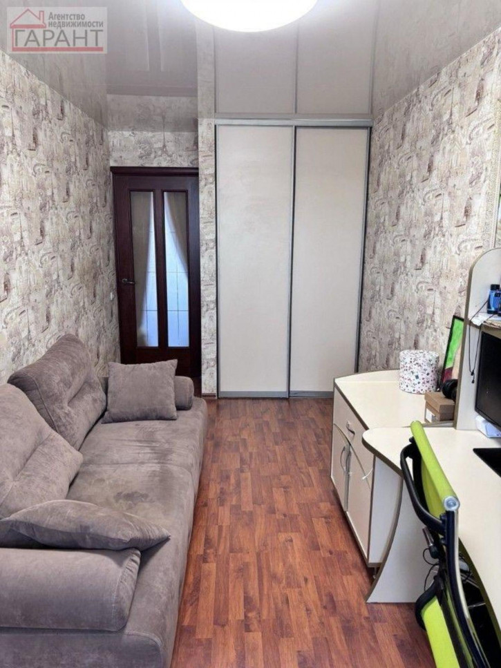 4-комн квартира Енисейская улица, 37