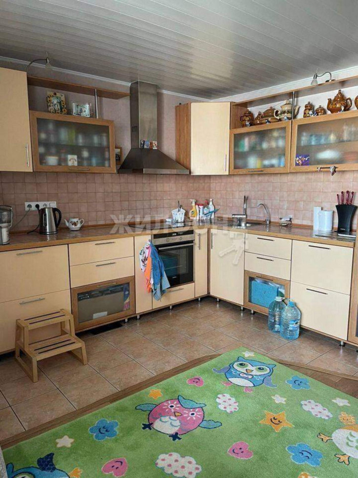 3-комн квартира Победы бульвар, д.43