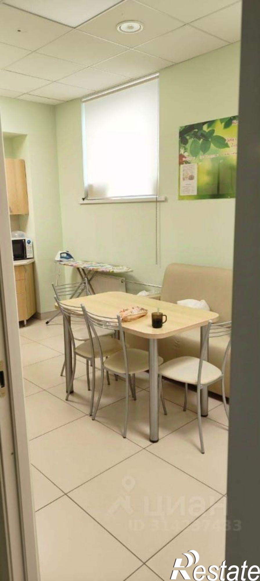 Сдать офис, помещение под офис за 183 006 рублей на ул Энгельса, 39 А