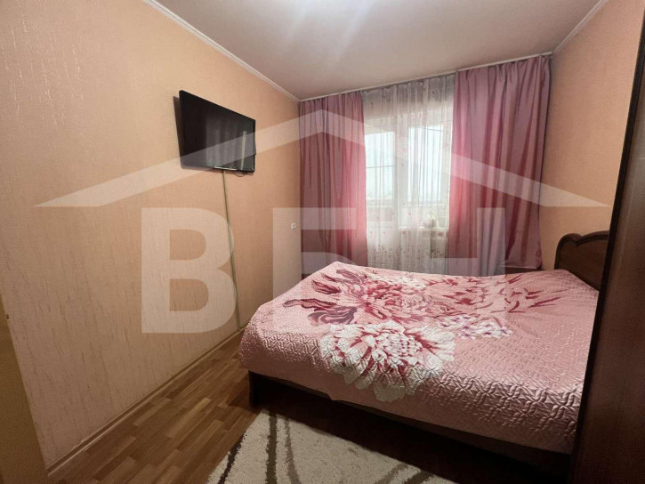 2-комн квартира 9 Января улица, 298кА 2-комн квартира 9 Января улица, 298кА