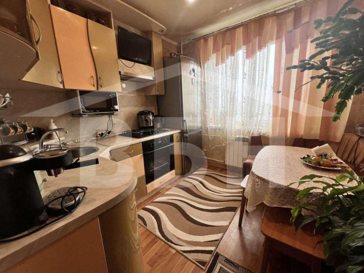 2-комн квартира 9 Января улица, 298кА 2-комн квартира 9 Января улица, 298кА