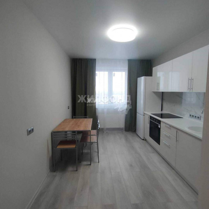 2-комн квартира Декабристов улица, д.115