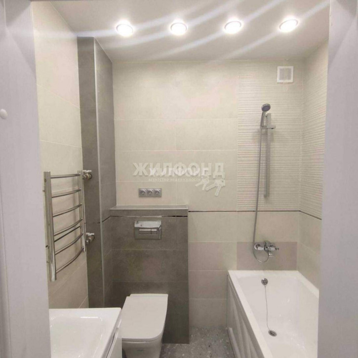 2-комн квартира Декабристов улица, д.115