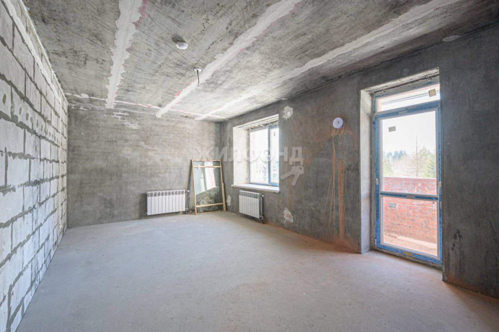 3-комн квартира 6 микрорайон, д.28 3-комн квартира 6 микрорайон, д.28