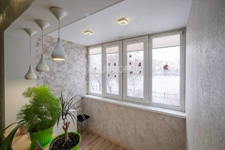 4-комн квартира Невельского улица, д.85