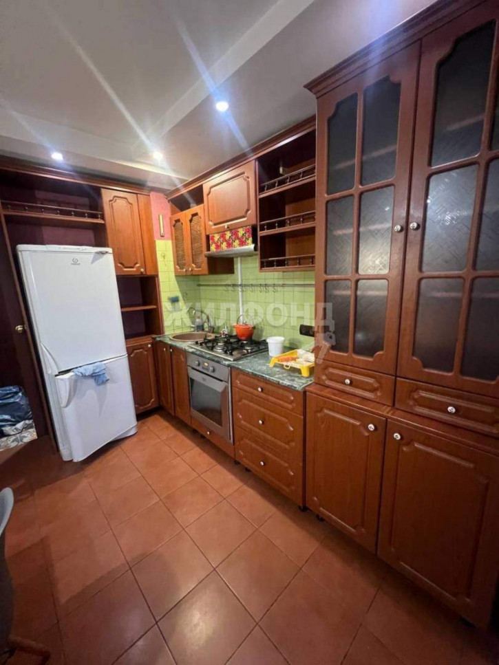 3-комн квартира Станиславского улица, д.6