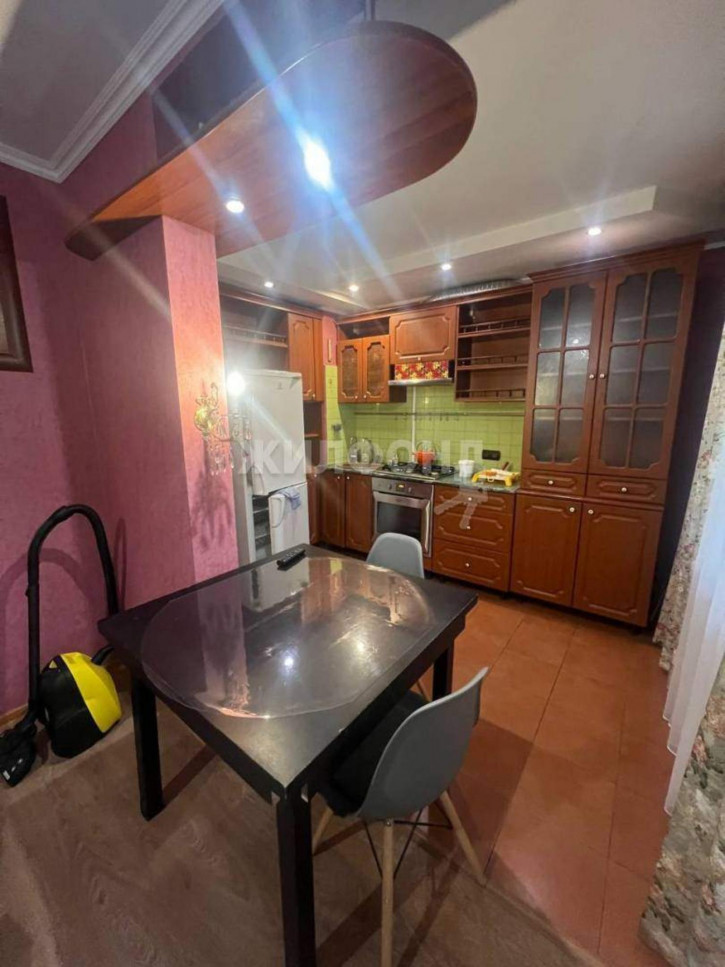 3-комн квартира Станиславского улица, д.6