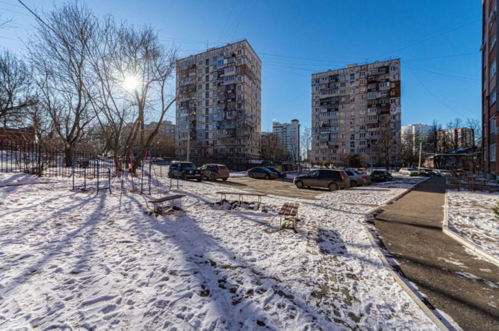 1-комн квартира Тракторная ул, 4