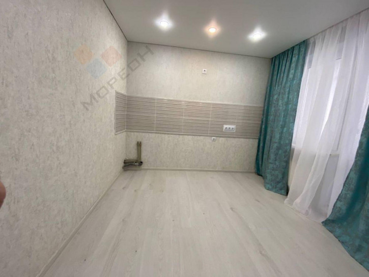 2-комн квартира 9-я Тихая ул, 11