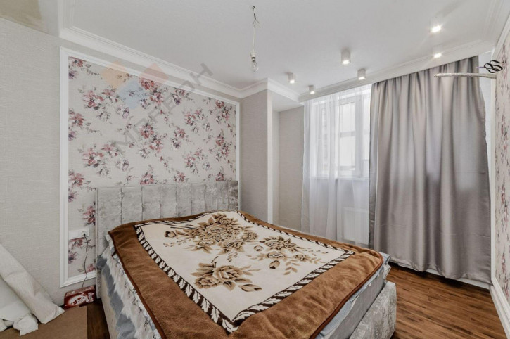2-комн квартира Заполярная ул, 39к5