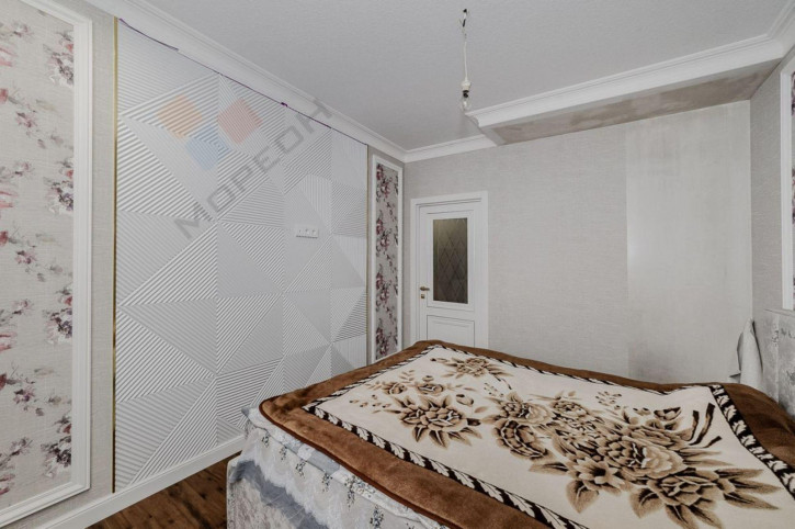 2-комн квартира Заполярная ул, 39к5