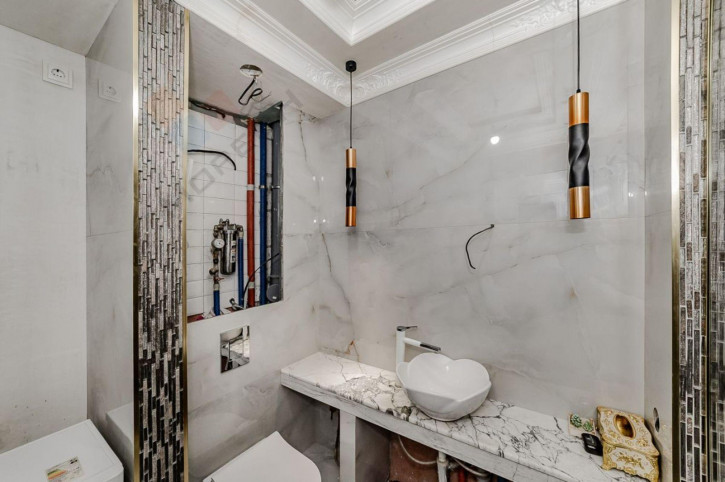 2-комн квартира Заполярная ул, 39к5