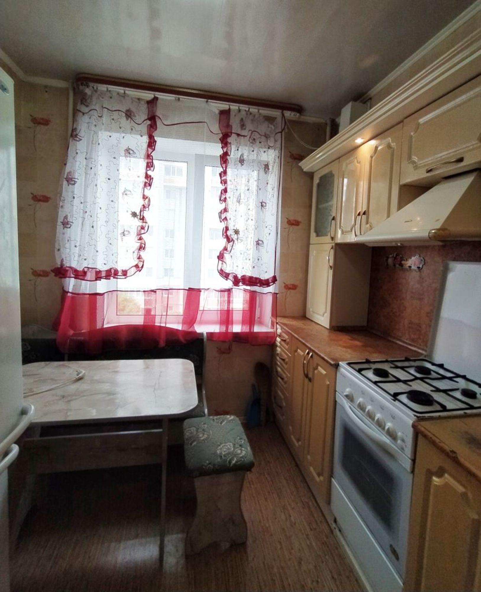 Сдать квартиру за 15 000 рублей на Пилотов пер, 16