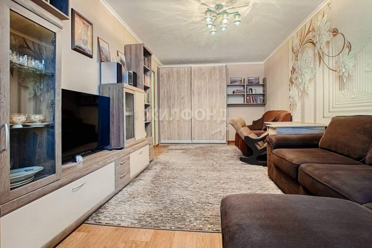 1-комн квартира Новосибирская улица, д.4