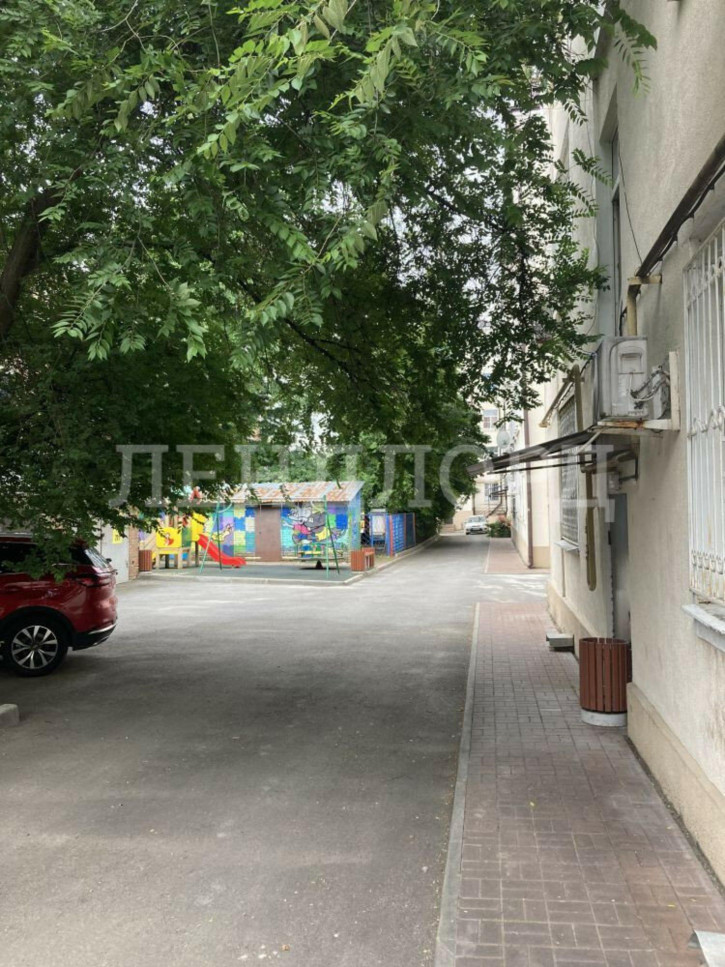 2-комн квартира Ворошиловский проспект, 8