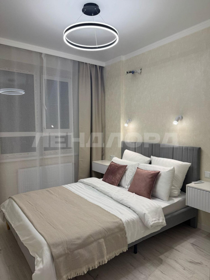 2-комн квартира улица Ларина, 45с6