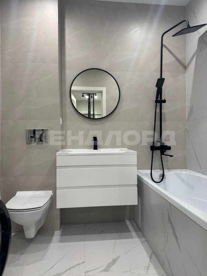 2-комн квартира улица Ларина, 45с6