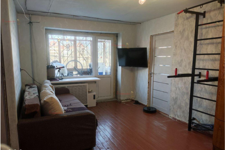 3-комн квартира 40-летия Октября 38/а