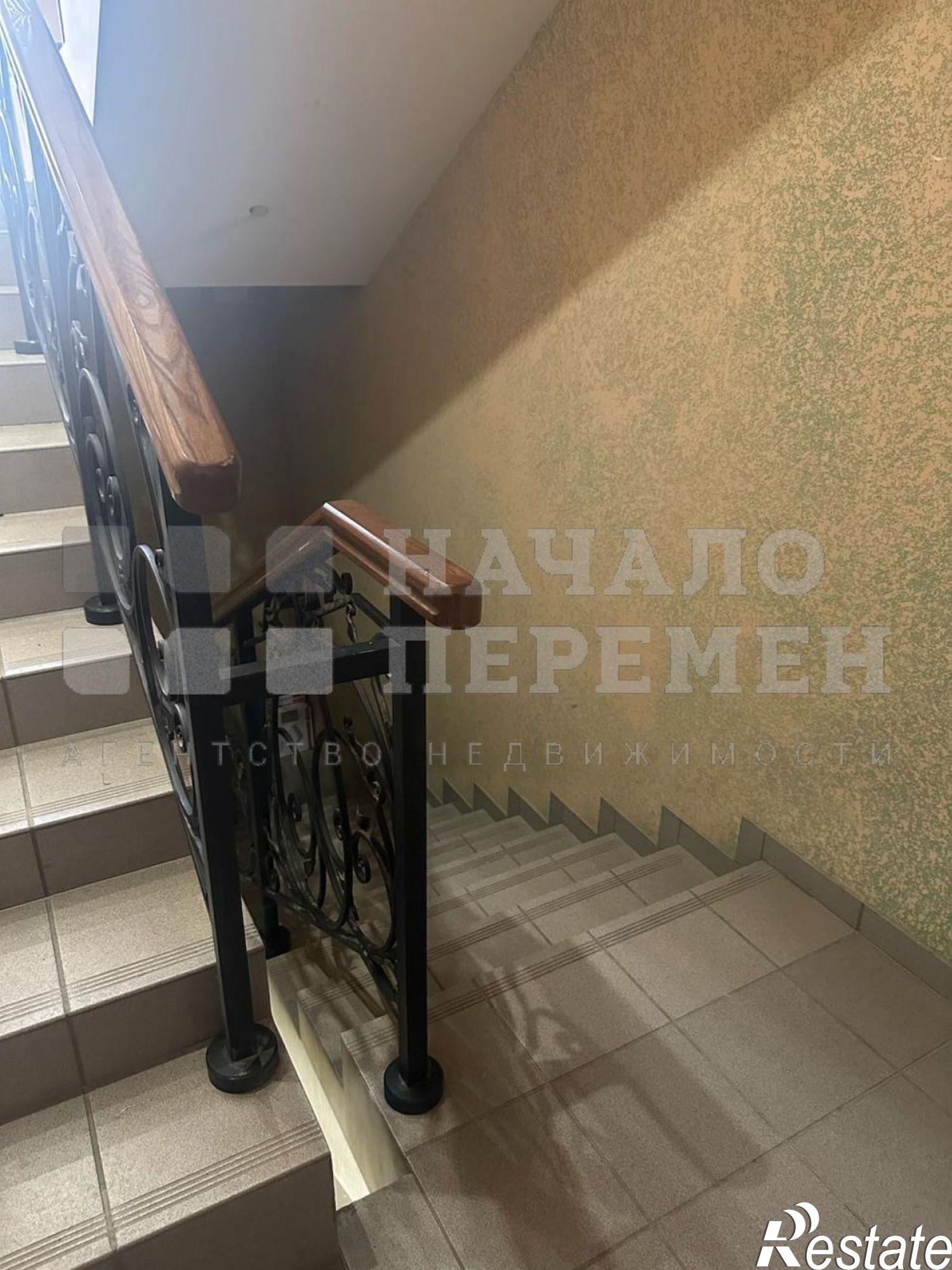 Сдать складское помещение за 240 000 рублей на Ельцовская ул, 8