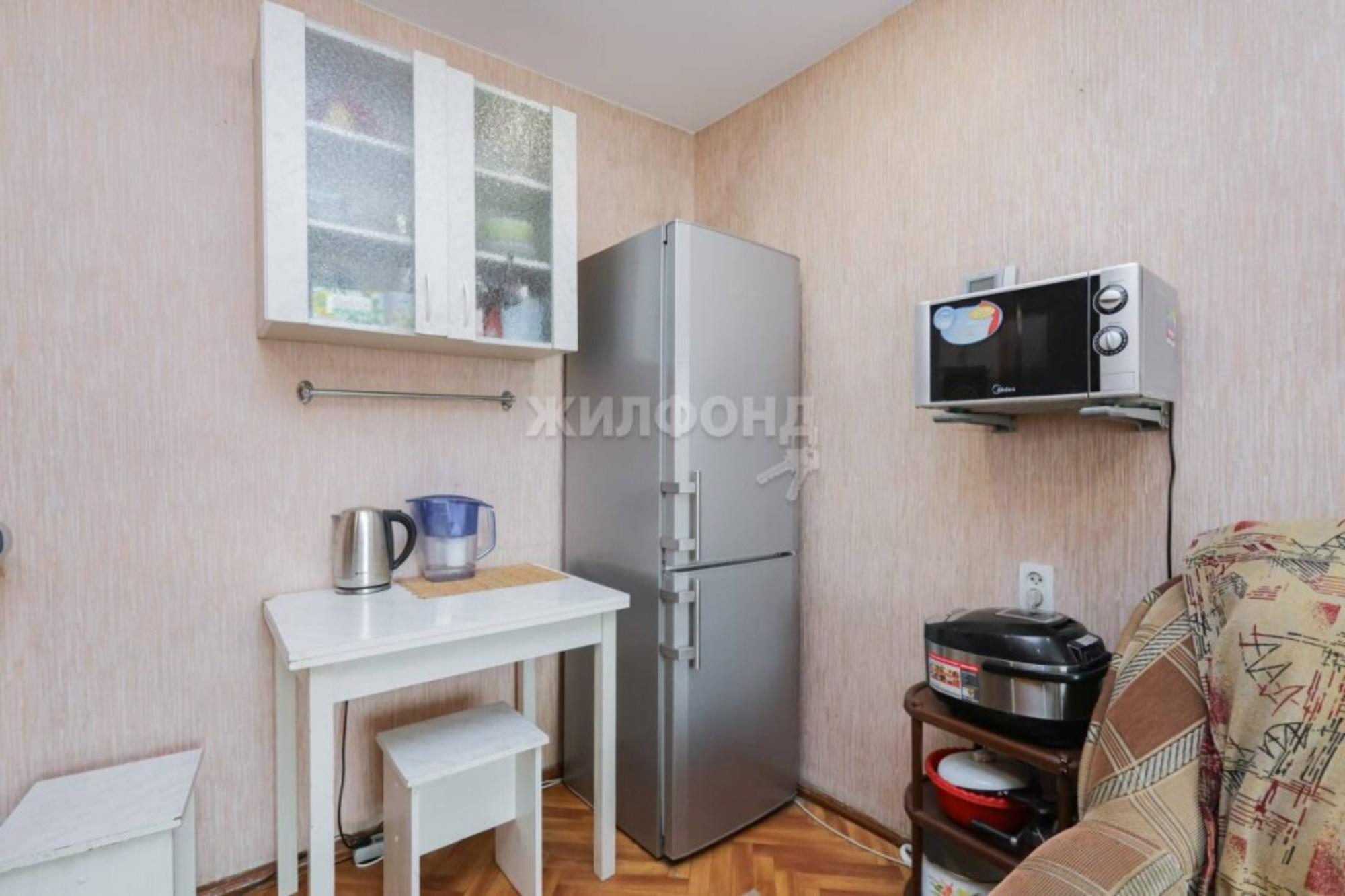 Купить комнату за 1 520 000 рублей на Сибиряков-Гвардейцев, 44/5