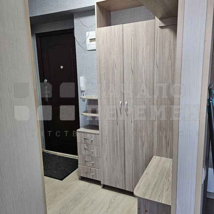 1-комн квартира Челюскинцев ул, 14