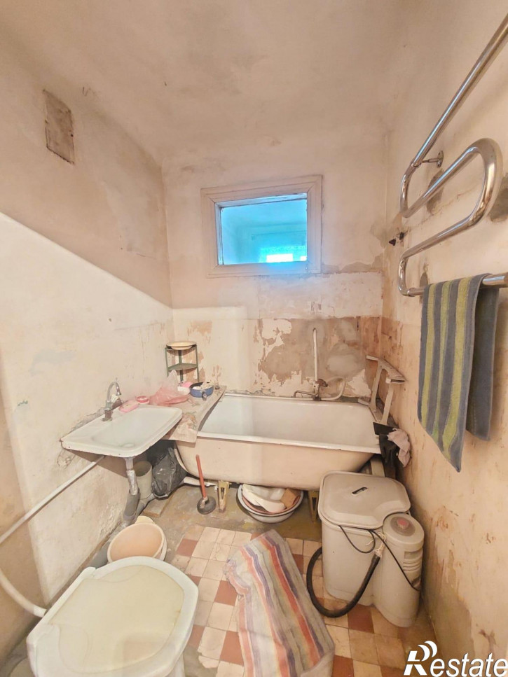 2-комн квартира квартал Третий Участок,Добролюбова улица,1