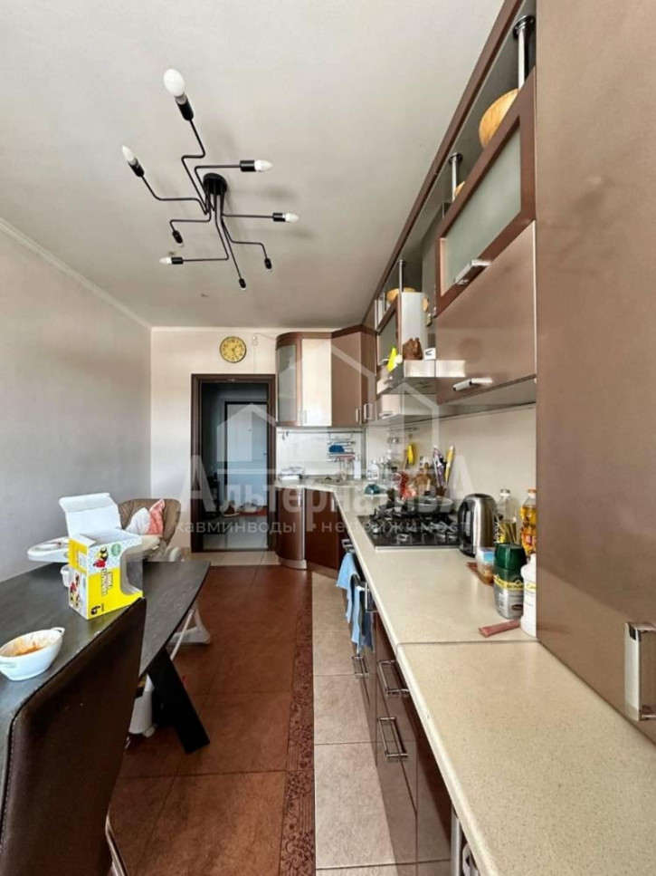 3-комн квартира Стародубовская ул.