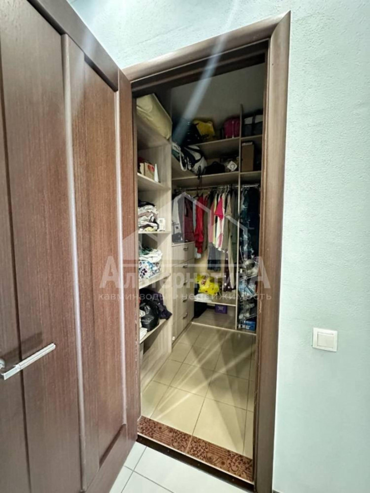 3-комн квартира Стародубовская ул.