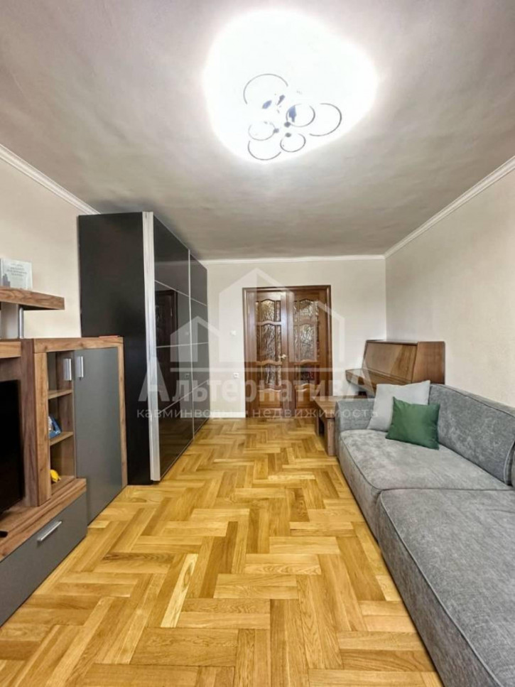 3-комн квартира Победы пр-т.