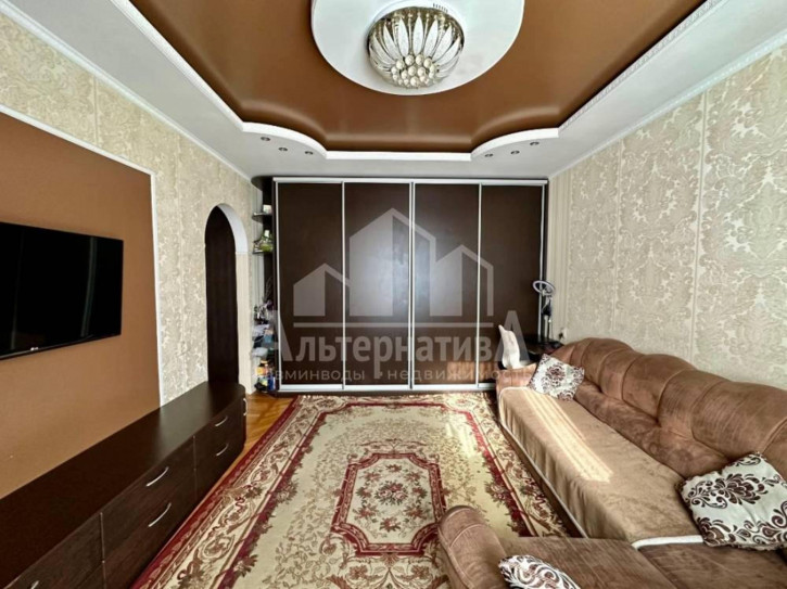 2-комн квартира Луначарского ул.