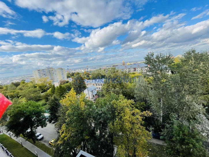 3-комн квартира Максима Горького ул, 23А