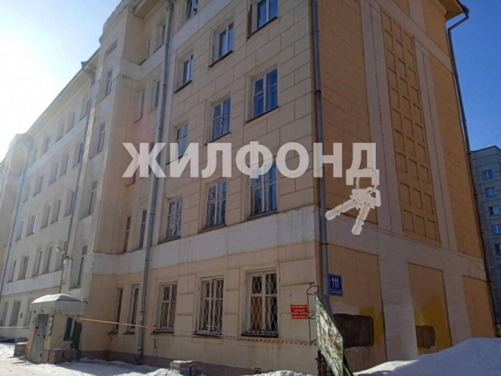 2-комн квартира Ленинградская, 111