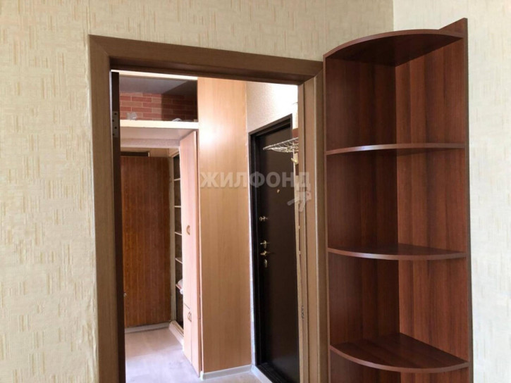 2-комн квартира Связистов, 123