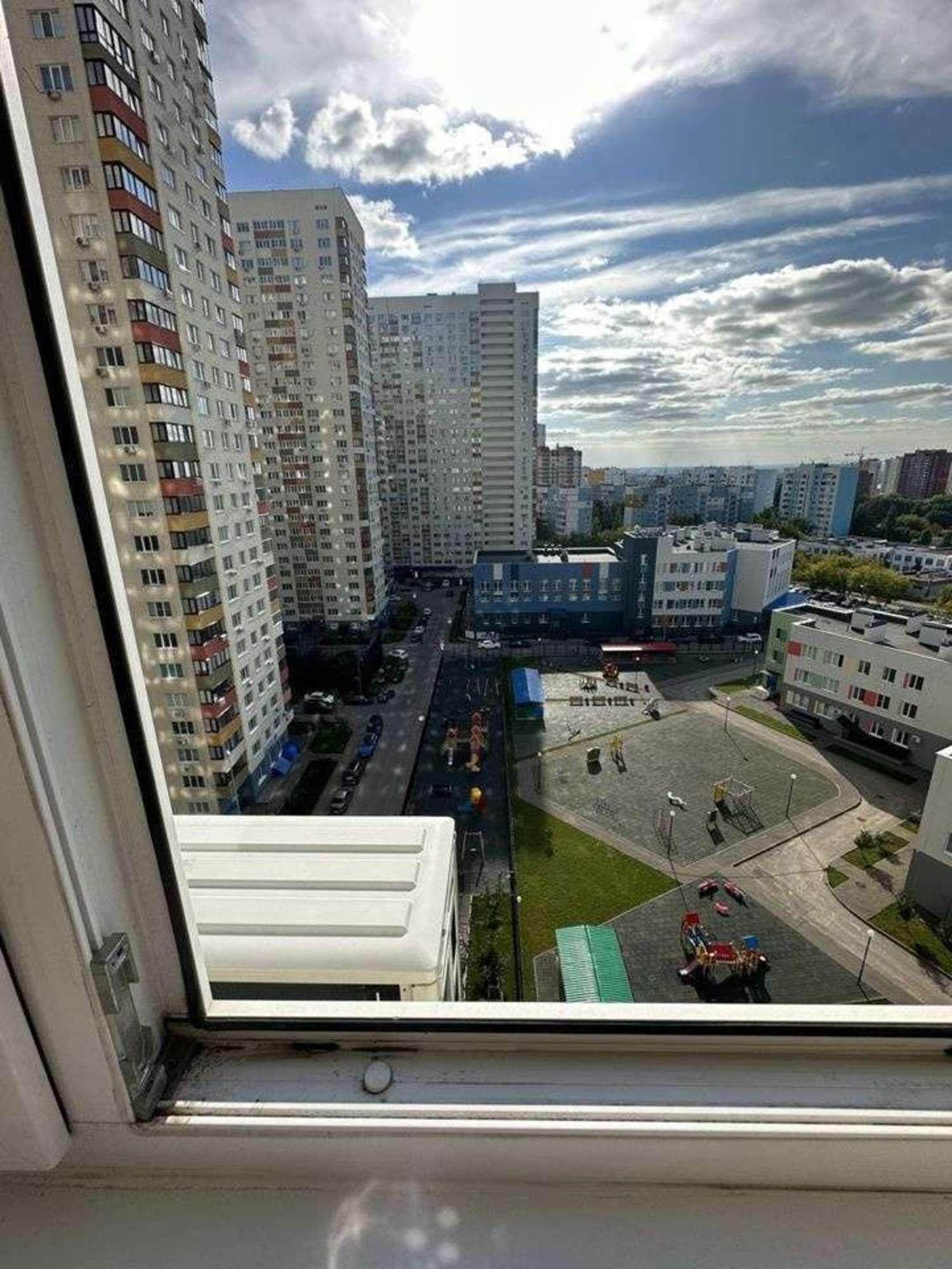 Сдать квартиру за 24 000 рублей на Кирова проспект, 322а