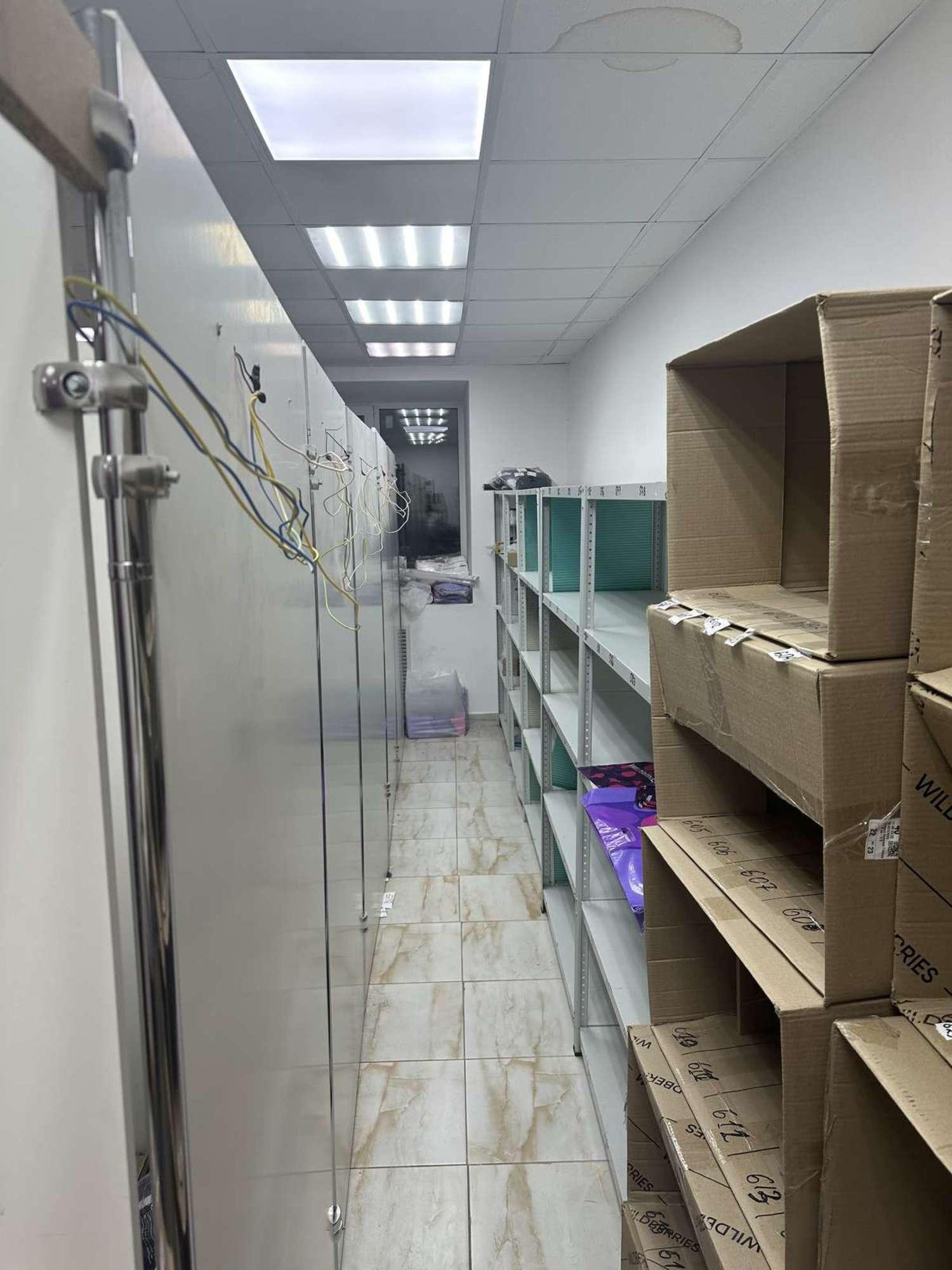 Купить торговое помещение за 8 400 000 рублей на 1-й квартал, 9 Купить торговое помещение за 8 400 000 рублей на 1-й квартал, 9