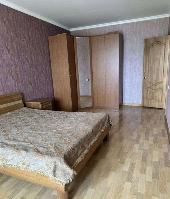 3-комн квартира Революционная улица, 146а 3-комн квартира Революционная улица, 146а