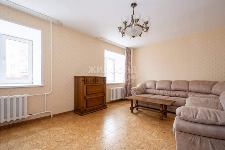 2-комн квартира Кошурникова улица, д.22/1 2-комн квартира Кошурникова улица, д.22/1