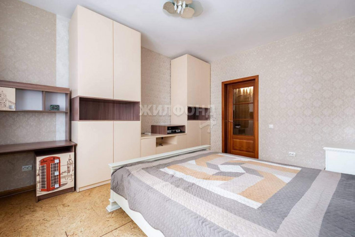 2-комн квартира Кошурникова улица, д.22/1 2-комн квартира Кошурникова улица, д.22/1
