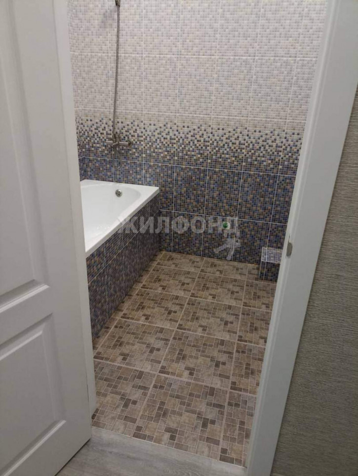 2-комн квартира им А.Ф.Войстроченко улица, д.1