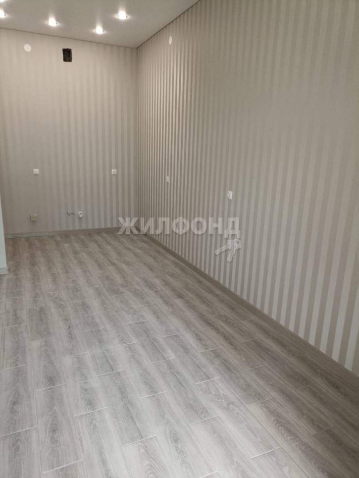 2-комн квартира им А.Ф.Войстроченко улица, д.1