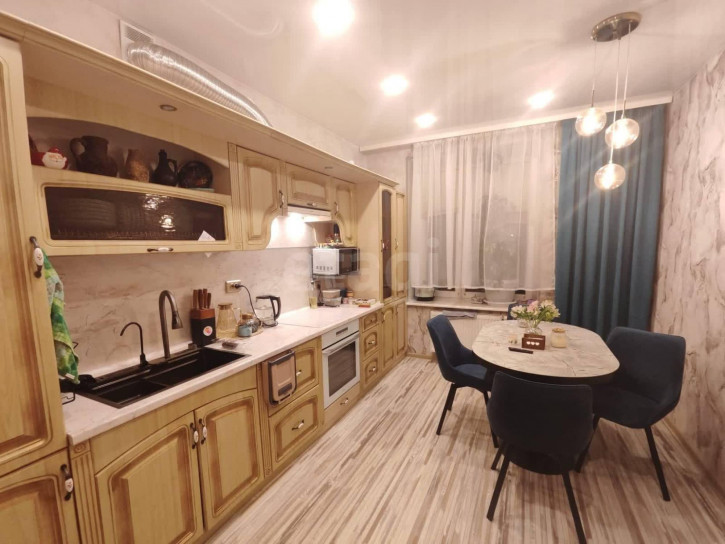 3-комн квартира Костромская улица, 7