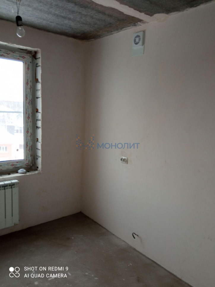 3-комн квартира Космонавтов ул, 14
