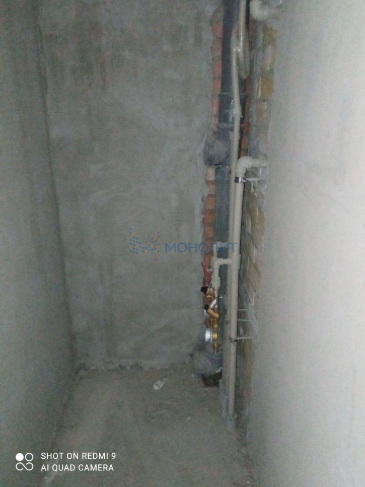 3-комн квартира Космонавтов ул, 14