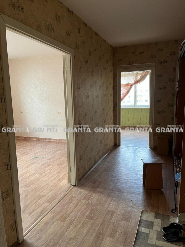 3-комн квартира ул Молокова, 64